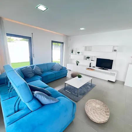 וילה Exclusive With Heated Private Pool Nadadouro
